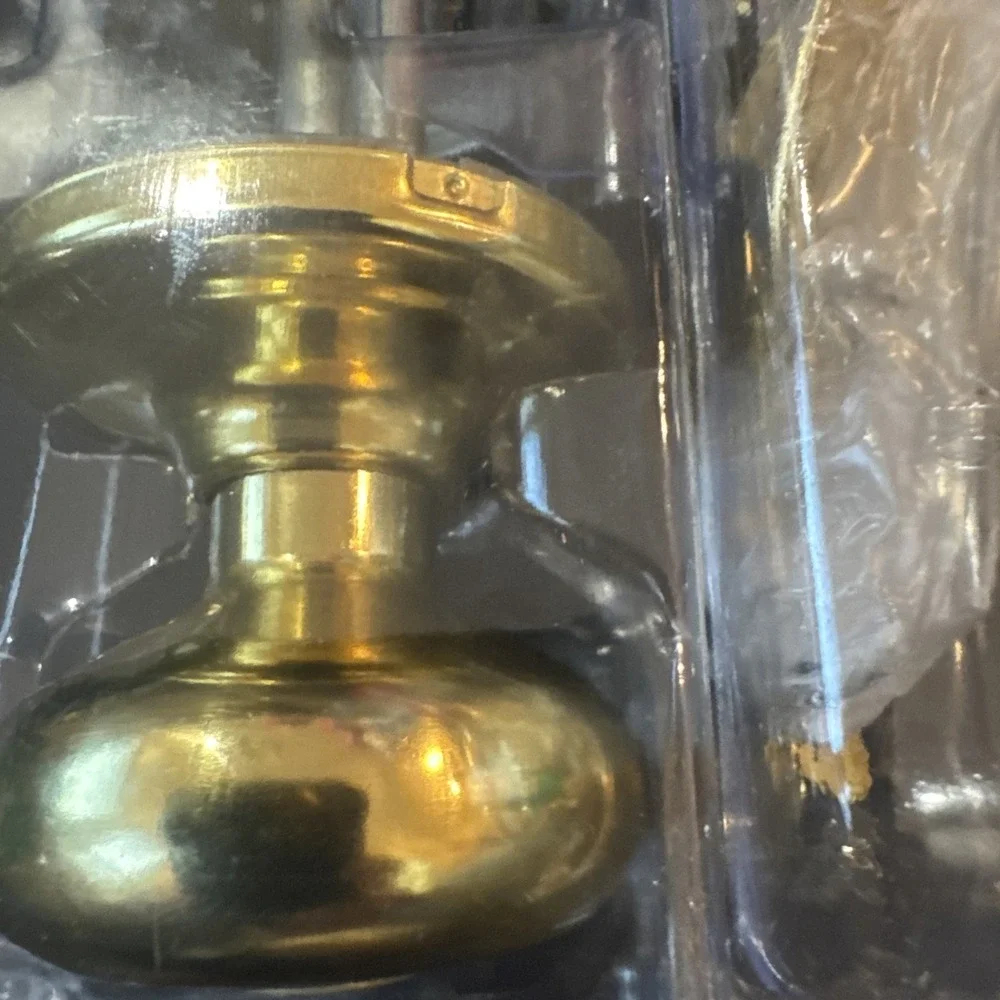 Kwikset‎ Juno SmartKey Polished Brass Entry Door Knob 97402-734